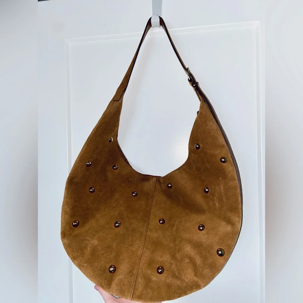 Madewell The Essential Curve Shoulder Bag - Picture 3 of 13